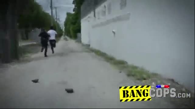 Nympho cops got manhandled by black guy